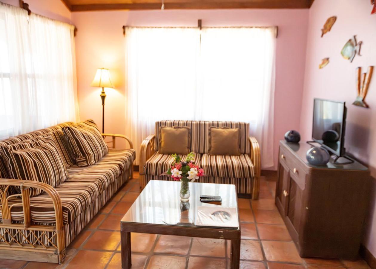 Isla Bonita Yacht Club Hotell San Pedro  Eksteriør bilde