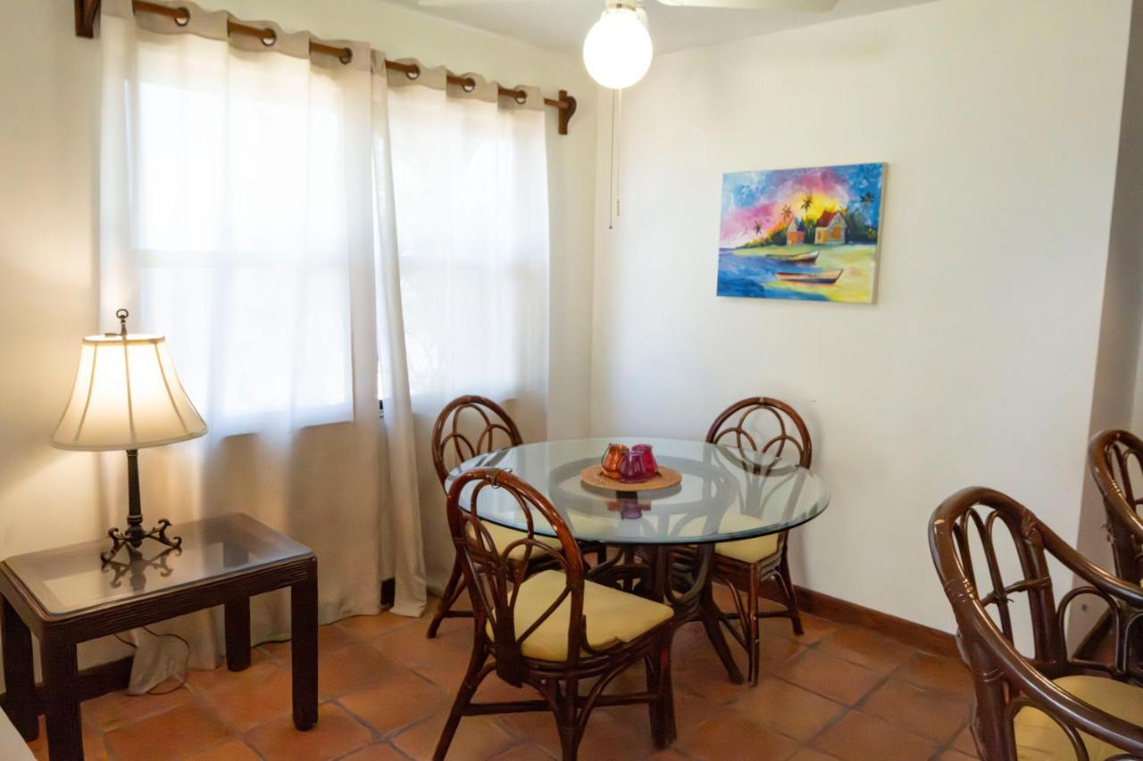 Isla Bonita Yacht Club Hotell San Pedro  Eksteriør bilde