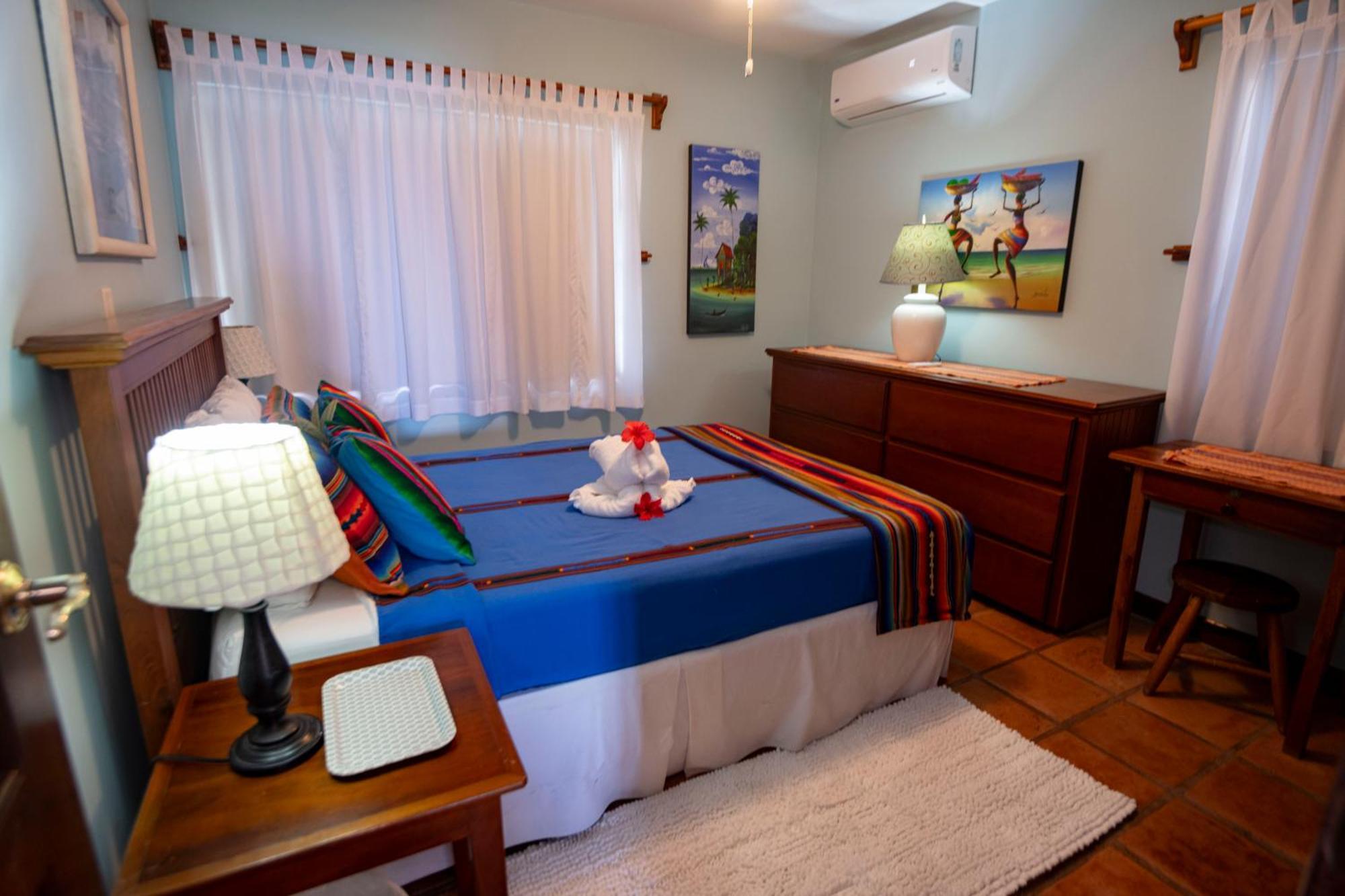 Isla Bonita Yacht Club Hotell San Pedro  Eksteriør bilde