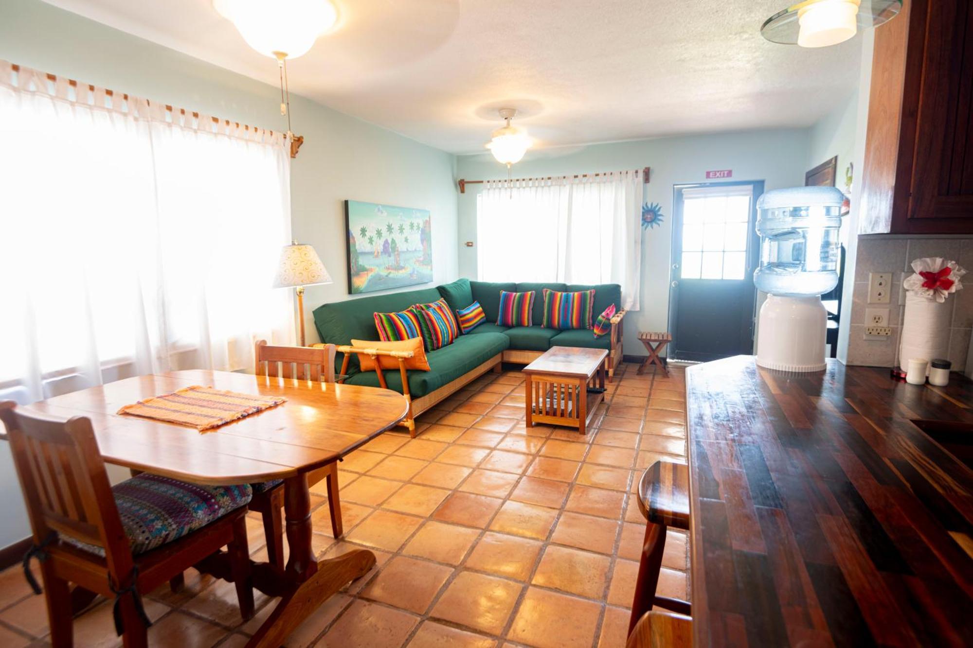 Isla Bonita Yacht Club Hotell San Pedro  Eksteriør bilde