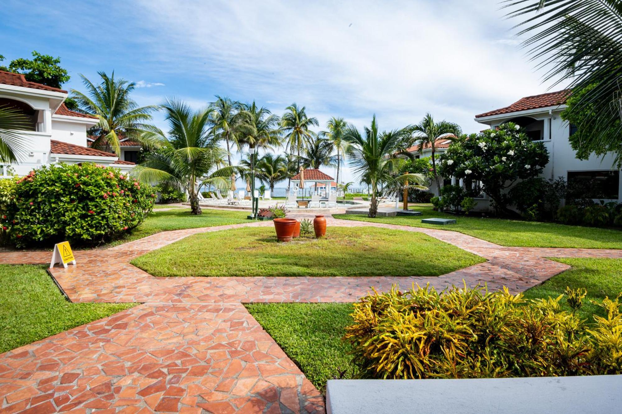 Isla Bonita Yacht Club Hotell San Pedro  Eksteriør bilde